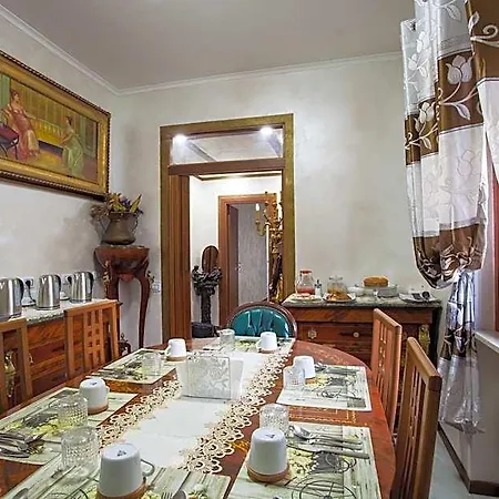 Casa Romana 3*