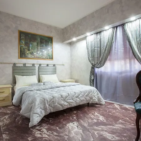 Casa Romana לינה וארוחת בוקר